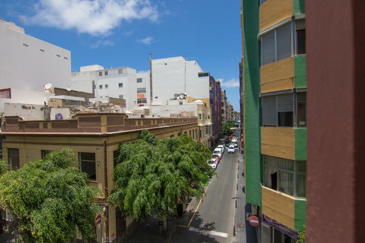 Homeforguest Stylish And Modern Apartment Overlooking Las Canteras Las Palmas Exterior photo